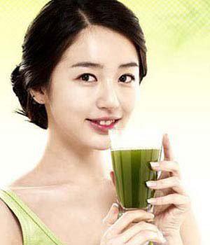 <em>夏季头发掉的厉害</em>是脱发吗_苏州东吴医院